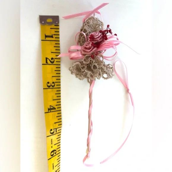 Victorian lace 4" hat Satin roses, velvet ribbon, Mauve, burgundy, Emerald plume - Picture 10 of 11